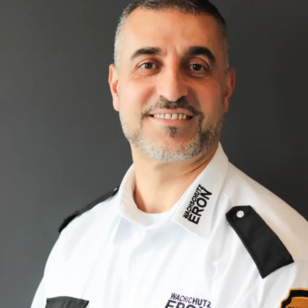 Hiwa Majid Salih Bereichsleiter Revierdienste. Erfahren Sie gern mehr über uns.